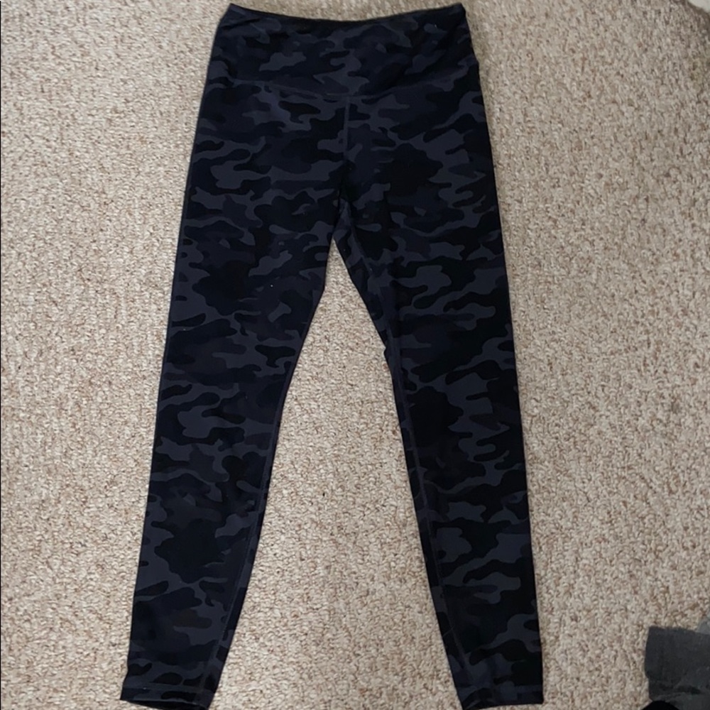 Camo leggings